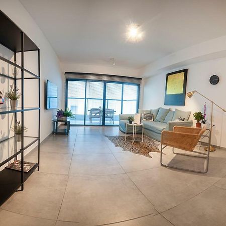 Luxury 2 Bedrooms Apartments Rothschild + Balcony Тел Авив Екстериор снимка