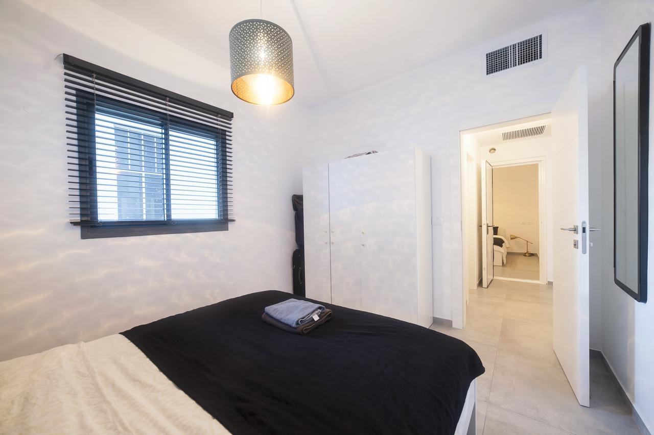 Luxury 2 Bedrooms Apartments Rothschild + Balcony Тел Авив Екстериор снимка