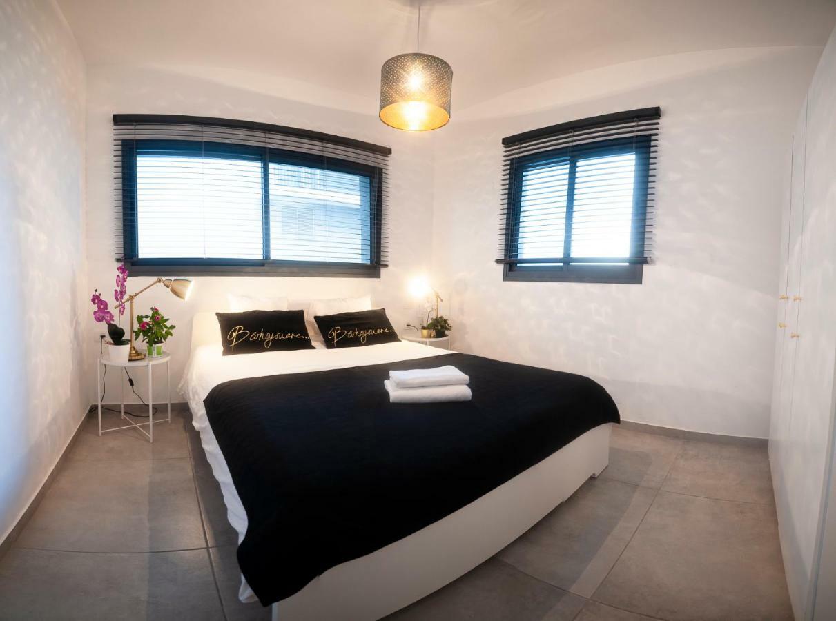 Luxury 2 Bedrooms Apartments Rothschild + Balcony Тел Авив Екстериор снимка